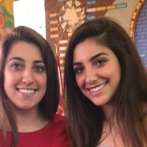 Meet your Posher, Rebecca